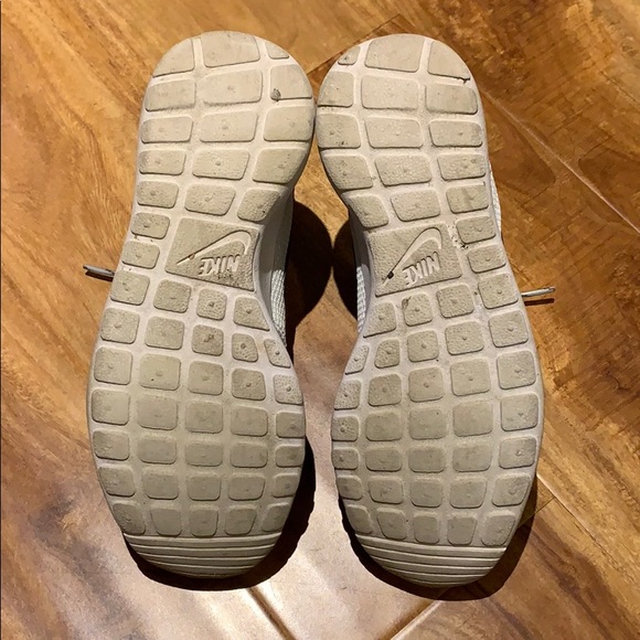 Nike Sneakers - Picture 5 of 5